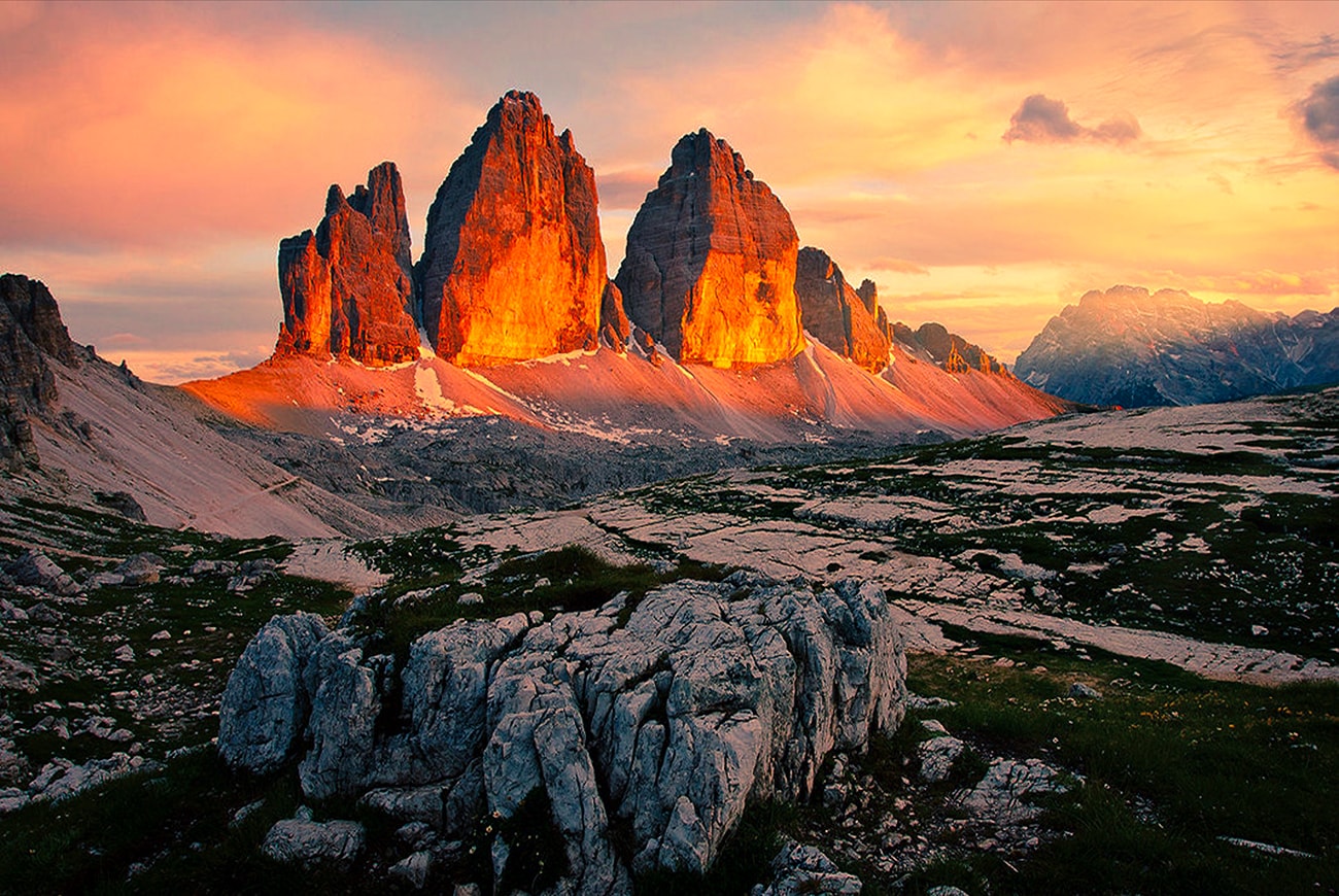 To hike around the Tre Cime di Lavaredo, the most famous mountains in the Dolomites, is a must for every hiking enthusiast.