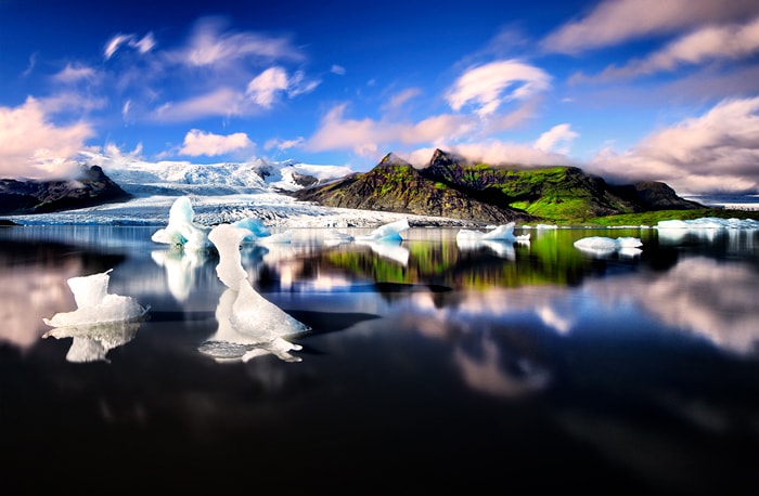 small icebergs in the glacier lagoon