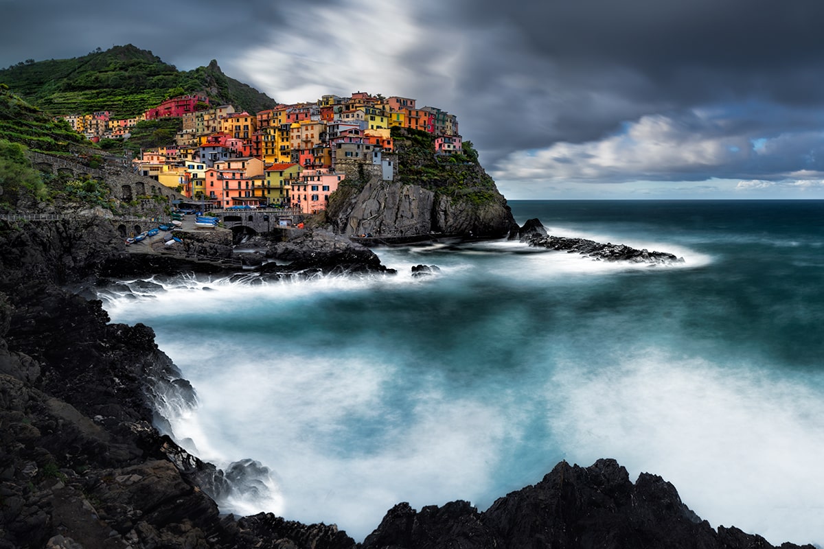 Manarola is one of the famous scenic villages of the scenic 'Cinque Terre' coast in eastern Liguria